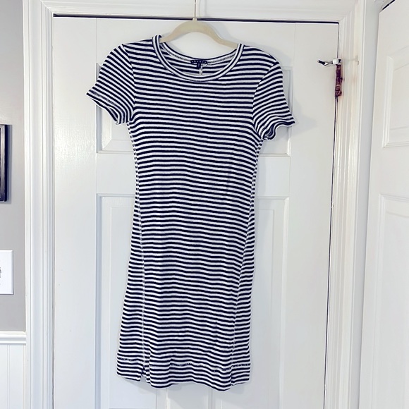 Theory Dresses & Skirts - 💥50% sale💥Theory mini dress size SP. E#452